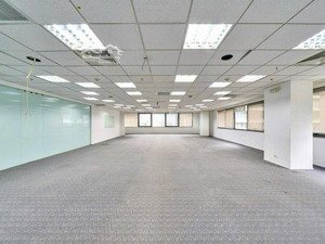 cho thuê văn phòng quận 10. dt 170m2 - giá chỉ 45 triệu/ tháng (bao điện lạnh)