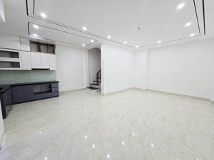 bán nhà phúc lợi long biên dt 50m2 5tầng mt 6.3 chỉ 8.6ty đường nguyễn văn linh