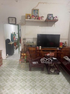 bán nhà cấp 4 đường xe 16 chổ- sổ thổ cư