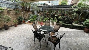 biệt thự sân vườn vip làng việt kiều châu âu nguyễn văn lộc, phân lô, vỉa hè rộng, vị trí đắc địa