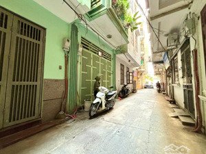 bán nhà trung kính cầu giấy dt 40m x 5t x mt 4,2m giá 15,5 tỷ có thương lượng
