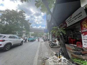 bán nhà thịnh quang đống đa dt 40m x 3t x mt 5,5m giá 25 tỷ có thương lượng