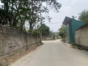 bán 413m2 có 180m2 tại thôn đồi miễu xuân mai hà nội cách chục chính liên huyện 10m