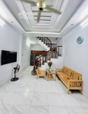 ngã tư tân mai, trương định có căn nhà nhỉnh 5 tỷ hiếm- sát phố- 29m