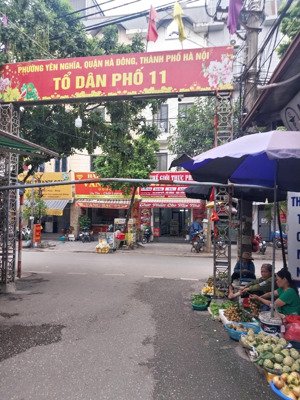 bán nhà ngay kđt đô nghĩa - hà đông, gần chợ, lô góc, ô tô, dt 50m, 4tầng giá 7.4 tỷ lh: 