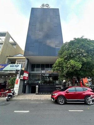 bán tòa nhà siêu vị trí mt hoàng minh giám -phú nhuận -(7x24)- hầm 8 tầng -hdt 190tr/th - bán 52tỷ