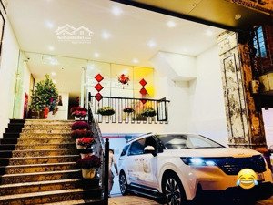 bán tòa khách sạn view hồ đền lừ - full nội thất - dòng tiền ổn định ~ 4 tỷ/năm. giá bán 49 tỷ