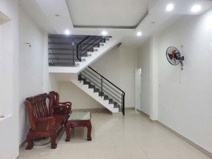 bán nhà hxh khu bảy hiền p11 tân hình 50m2 2 tầng giá 5ty6