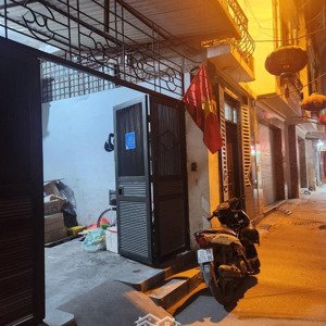 bán nhà phường khương đình trung tâm q. thanh xuân, ngõ thông, ô tô quanh nhà, lô đất hiếm còn sót