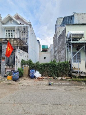 đất đẹp 5*15m sát mặt tiền hai bà trưng chỉ 3.95 tỉ. rẻ!! nhanh tay liên hệ. sát bigcgo dĩ an