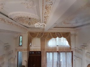 ( chính chủ) tôi cần bán lô bt c2- ciputra, quận tây hồ, dt 200 m, 4 tầng, mt 9 m, giá 75 tỷ. +