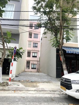 sót lại duy nhất mặt đường lê lộ ngay phố tây an thượng - dt 81m2 ngang 4.5m hướng đông - giá tốt