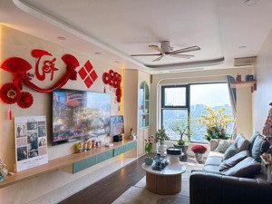 chủ nhà cần bán gấp căn 3pn (107,2m2) full nội thất mới đẹp, có sổ, có slot ô tô. giá 11 tỷ lẻ