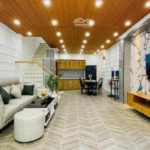 6.x tỷ - phú diễn 35m2 - 5 tầng 3 ngủ - nở hậu - sát phố - ở ngay