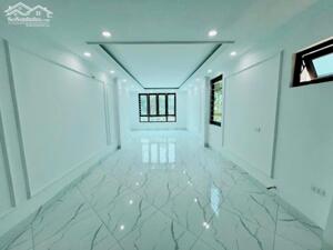 NHÀ MẶT PHỐ CHÙA BỘC – KINH ĐÔ THỜI TRANG – 2 MẶT THOÁNG – VỊ TRÍ SIÊU ĐẸP