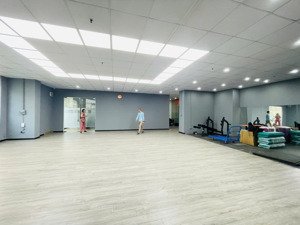 cho thuê văn phòng 200m2 tại tô hiệu hà đông, thiết kế hiện đại, giá chỉ 20 triệu/tháng