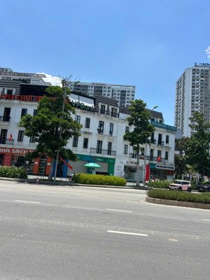 bán giảm giá 9 tỷ, mới ra liền kề embassy garden - tây hồ tây