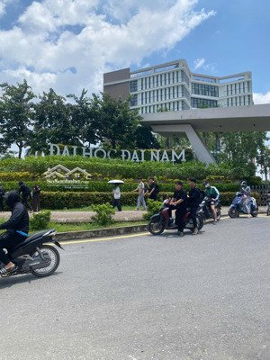 nhà gần đh đại nam, trên trục ql 21, 2 nhà ra ô tô, dt rộng 46m, 4 tầng, vừa ở vừa cho thuê phòng