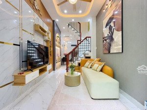 nhà đang cho thuê 10.5tr/ tháng toạ lạc tại đ. nguyễn du, dĩ an gần vincom bán giá ngợp 1 tỷ 499.