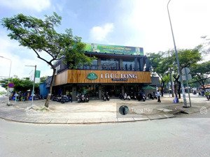 vip vip - góc 2mt nguyễn hữu thọ & lê văn lương q.7 - dt 25 x 14m - hđt 300 triệu - giá 70 tỷ