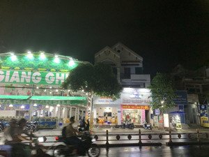 mặt bằng nguyễn ái quốc, 8 triệu /tháng . kinh doanh mọi ngành nghề