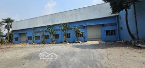 nhà xưởng nằm trong kcn nhị xuân hóc môn cho thuê dt: 7500m giá 220 triêu lh: 