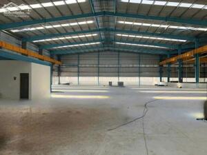 NHÀ XƯỞNG TRONG KHU CÔNG NGHIỆP MỸ PHƯỚC - BẾN CÁT - BÌNH DƯƠNG.