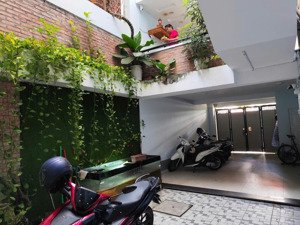 tòa căn hộ biển cực đẹp! sát biển mân thái - 3 bước chân ra biển vị trí siêu hiếm