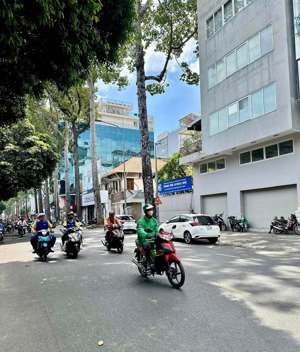 bán mt cao thắng, p.3, q3 - cn: 879m2 (14.5x60m, nh: 15.2m) - gpxd: 12 lầu - giá: 220 tỷ