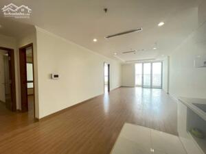 Vào ở luôn - căn hộ 3 phòng ngủ Vinhomes Nguyễn Chí Thanh, nội thất cơ bản, tầng cao view thoáng