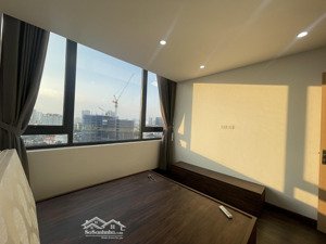 duy nhất căn 3pn, 89m2, bc đông nam mát mẻ. full nt đẹp. lh: 0343,202.831