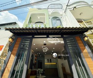 nhà đẹp hẻm xe hơi tới nhà kế cv làng hoa - 4x12.5m - 3 phòng ngủ riêng biệt - full nội thất - 5.65