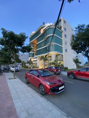 siêu hiếm shophouse 3 mặt tiền nguyễn sinh sắc , liên chiều khu vp, ngân hàng , 4 tầng giá 38 tỷ