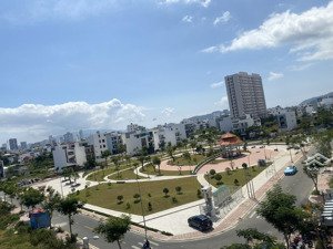 căn góc, thương mại, tầng đẹp, view công viên chung cư ss7 2pn 2wc đã có sổ