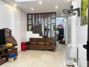 hót bán nhà đẹp dân xây, giá tốt nhất khu vực văn trì, nhà 35m2, 4 tầng, giá chỉ 4 tỷ 4