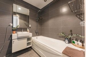 chuyển công tác bán gấp suất cán bộ 2pn tầng 19 hướng mát, giá cam kết rẻ hơn thị trường 280 triệu