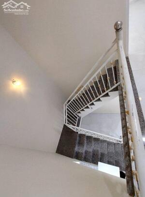 CHO THUÊ NHÀ 1 TRỆT 1 LẨU P5 ( CŨ) 3TR5 / THÁNG