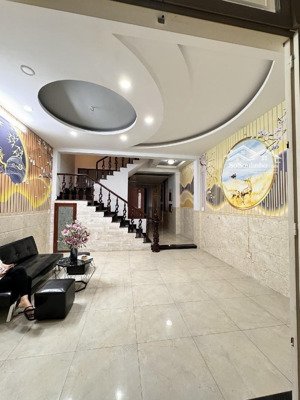 gần gv làng hoa-nhà đẹp ở ngay-124m2-ngang hơn 5m-5pn-lê văn thọ p11 gv-chỉ 7tỷ8 tl