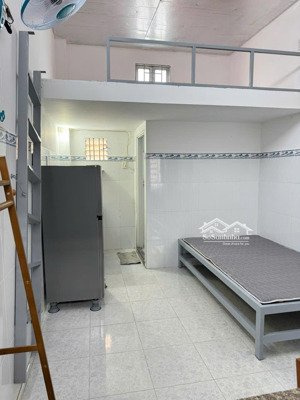 phòng trọ trung tâm giá rẻ tiện nghi đầy đủ tại phú thạnh, tân phú