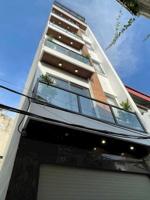 bán nhà tư đình cổ linh 45m2 x 6t thang máy, sát phố thoáng trước sau hơn 10 tỷ