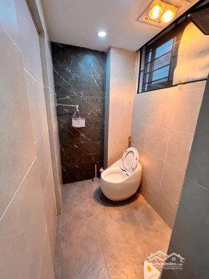 bán gấp nhà phố nguyễn ngọc nại 1 nhà ra mặt phố ô tô 7 chỗ đỗ cửa phân lô quân đội