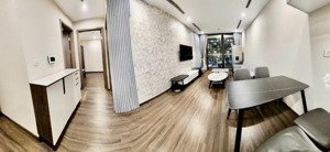  chủ nhà gửi bán căn hộ chung cư cao cấp vinhomes symphony long biên 2n 2vs