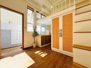 phòng rộng thoáng mát - thiết kế sang xịn - full nội thất