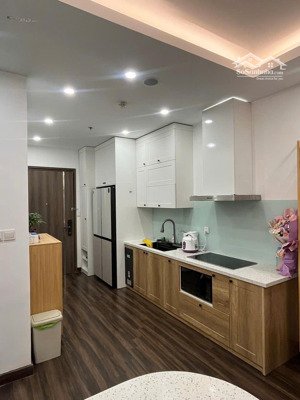 bán căn góc ch02 view đẹp hoàng huy commerce chỉ 2,8 tỷ full đồ.lh: 