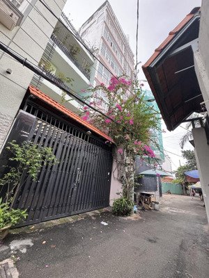 giảm 3.5tỷ - 3tầng (5.4 x 23) - oto vào nhà - ngay khu d, phường 25, bình thạnh - h.sang 093959289