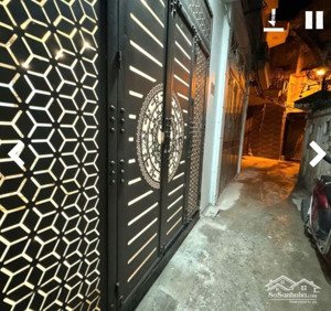 bán nhà mặt ngõ khương trung, thanh xuân 37m2; 6 tầng; mt 4m; 8pn; 8,7tỷ. nhà trung tâm quận, 3 mặt