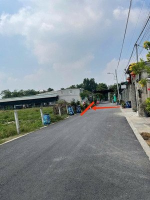 hòa lợi kế ủy ban, diện tích 587m, thổ cư - giá 3.2 tỷ.