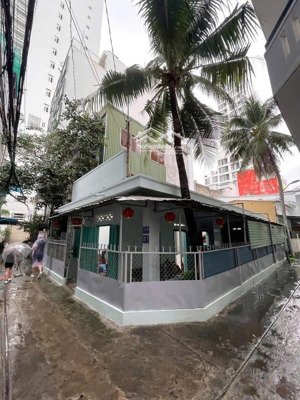 nhà góc 2 mặt tiền nguyễn thiện thuật khu phố tây nha trang, gần chợ đêm