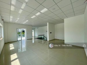 cho thuê nhà nguyên căn 3 tầng vị trí kinh doanh mặt tiền đường liên phường quận 9 gần vòng xoay lp