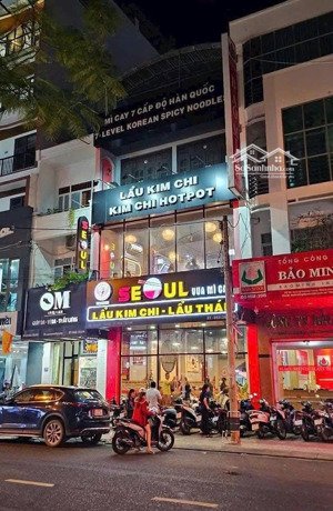cho thuê mặt bằng kinh doanh nguyễn trãi, dt 100m x3 tầng, mặt tiền 7m, đoạn đẹp cạnh royal city